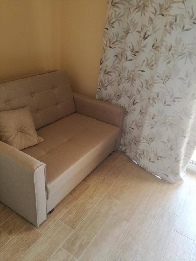 Feel Good Apartment Mundanije Екстериор снимка